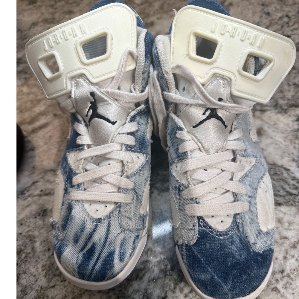 Jordan Kids Air Jordan 6 Retro Washed Denim Sneakers White Blue Size‎ 5Y